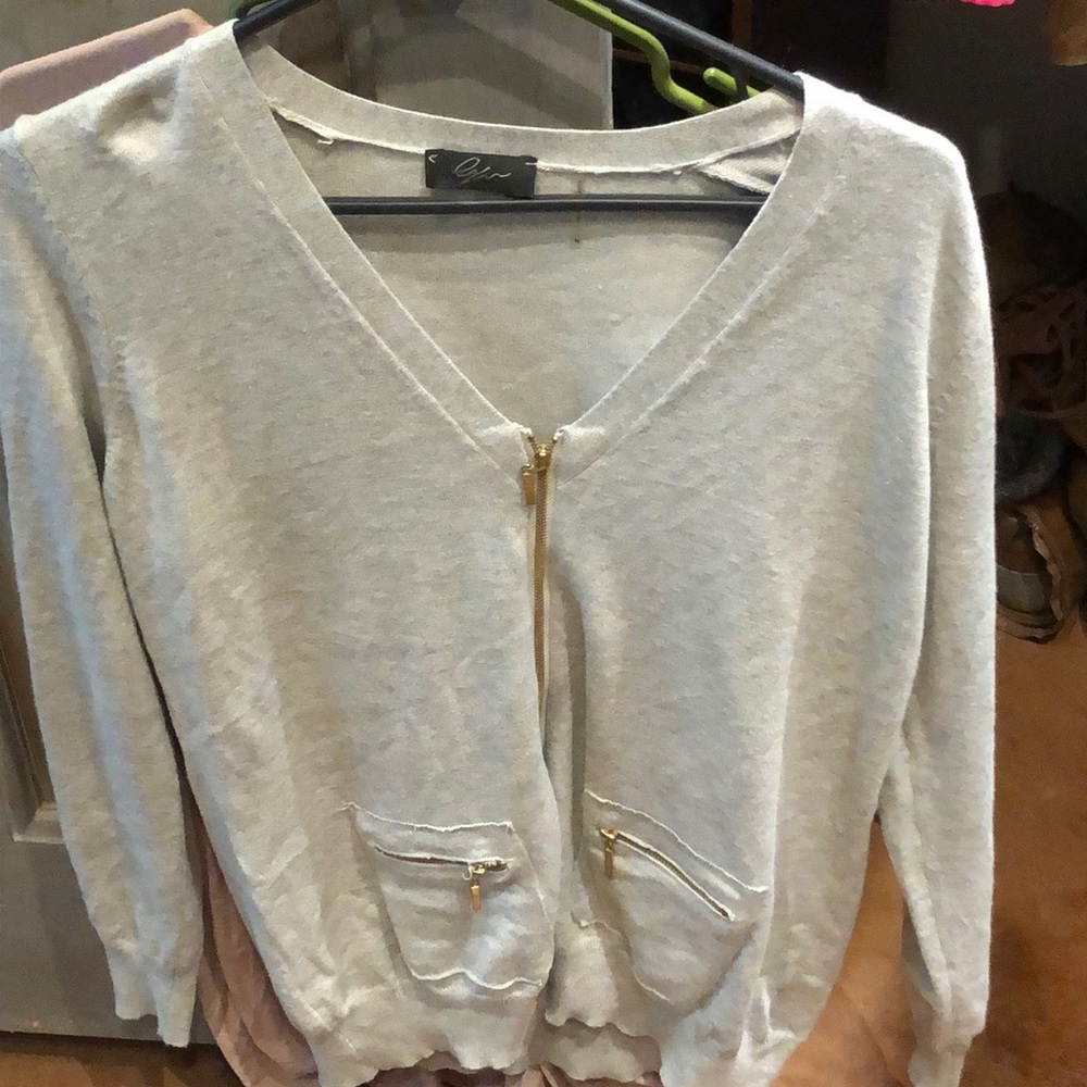 Women’s sweater